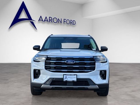 New 2026 Ford Explorer Active w/ Active Comfort Package RWD image 8