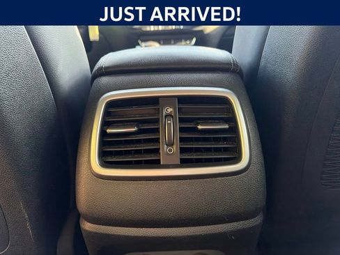 Used 2016 Kia Sorento EX FWD image 9