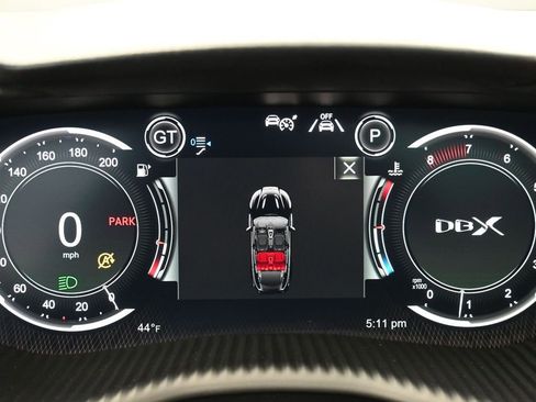 Used 2022 Aston Martin DBX image 12