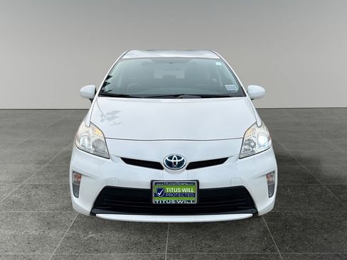 Used 2013 Toyota Prius Two image 2