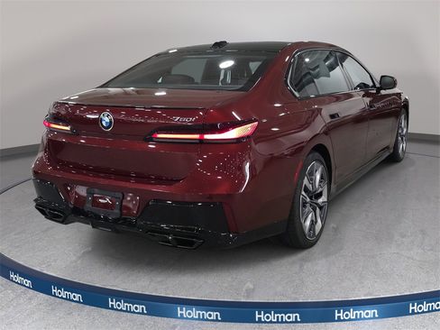 Certified 2023 BMW 760i xDrive w/ Executive Package image 6