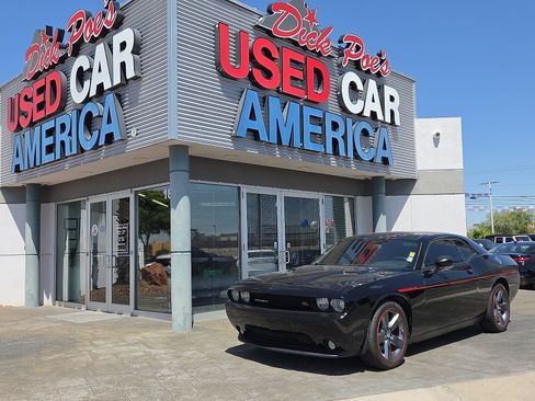 Used 2014 Dodge Challenger R/T Plus RWD image 1