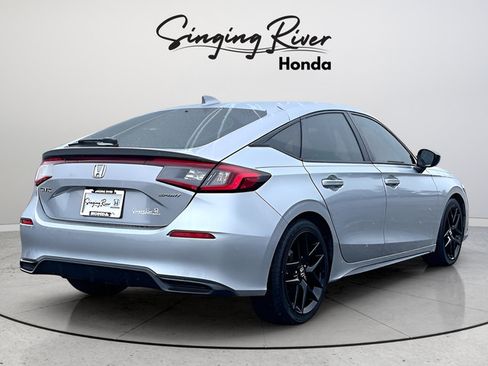 Used 2024 Honda Civic Sport image 6