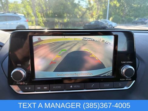 Used 2025 Nissan Sentra S FWD image 18