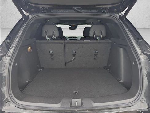 Used 2023 Chevrolet TrailBlazer RS w/ Sun and Liftgate Package FWD image 6