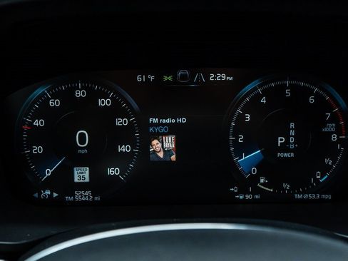 Used 2021 Volvo XC60 T8 Inscription w/ Advanced Package image 15