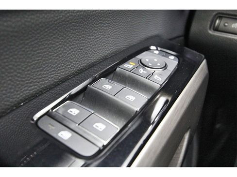 New 2025 Nissan Pathfinder Platinum w/ Cargo Package image 15