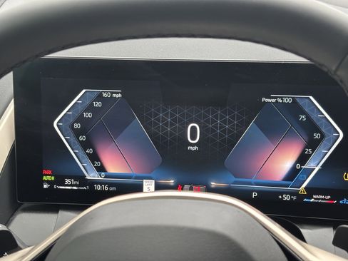 Used 2025 BMW X3 xDrive30i w/ M Sport Package image 12