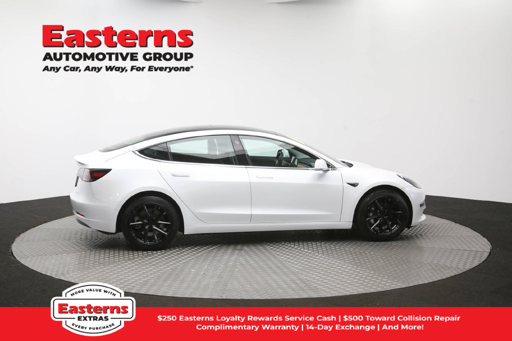 Used 2019 Tesla Model 3 Standard Range Plus RWD image 41