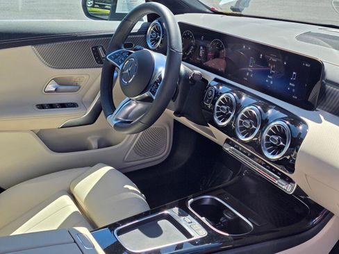 Used 2026 Mercedes-Benz CLA 250 4MATIC image 25