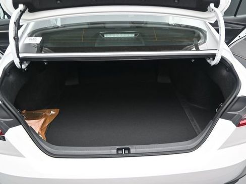 New 2026 Toyota Camry SE FWD image 13