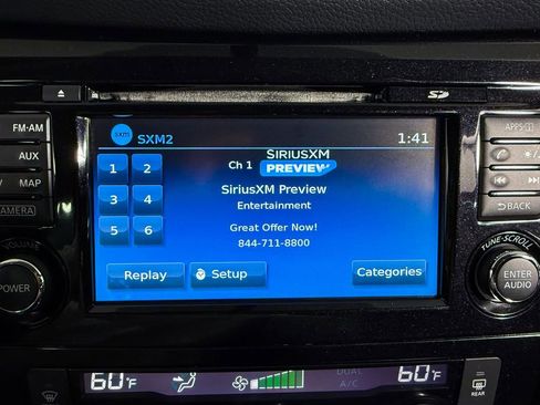 Used 2017 Nissan Rogue SV w/ SV Premium Package AWD/4WD image 20