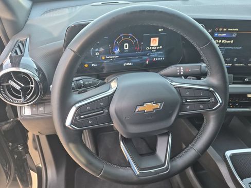 Used 2026 Chevrolet Equinox LT FWD image 14