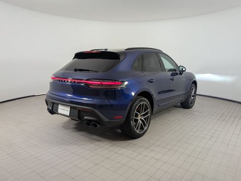 Certified 2024 Porsche Macan S AWD/4WD image 9