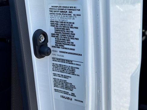 New 2025 Chevrolet Low Cab Forward 5500XG image 25