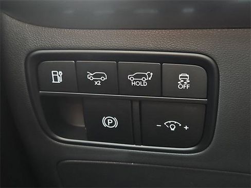 New 2026 Hyundai Ioniq 9 SEL image 18