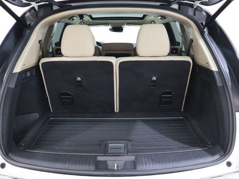 Used 2025 Acura MDX SH-AWD image 32