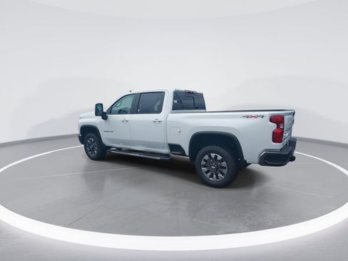 New 2026 Chevrolet Silverado 2500 LT w/ All Star Edition AWD/4WD image 6