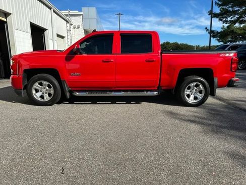 Used 2018 Chevrolet Silverado 1500 LT w/ Texas Edition AWD/4WD image 2