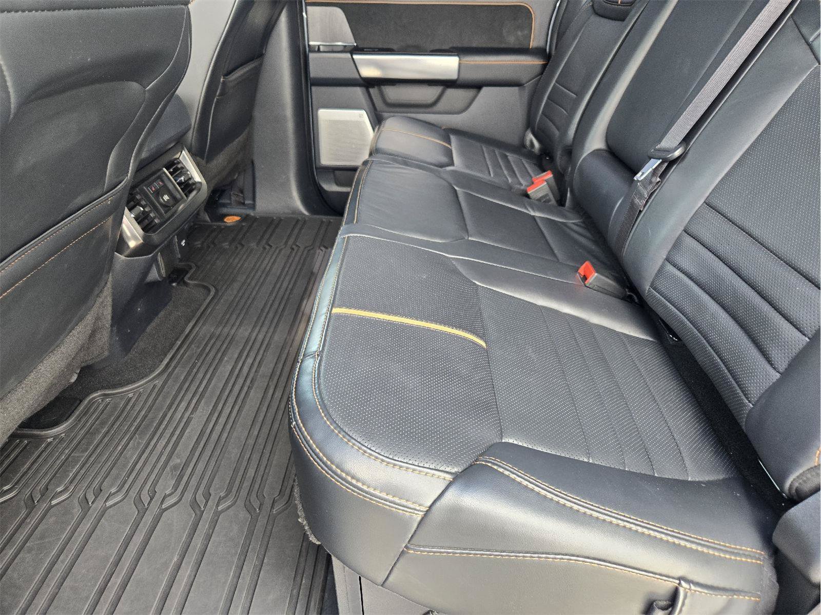 Certified 2024 Ford F250 Platinum AWD/4WD image 28