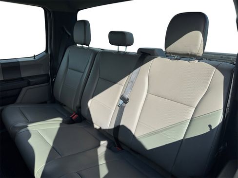 Used 2022 Ford F250 XL w/ Power Equipment Group image 13