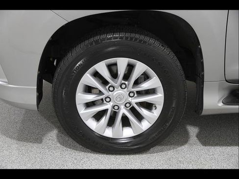 Used 2023 Lexus GX 460 Premium w/ Premium Package AWD/4WD image 24