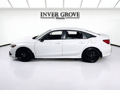 Used 2023 Honda Civic Sport image 8