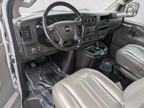 Used 2022 Chevrolet Express 2500 w/ Driver Convenience Package RWD image 10