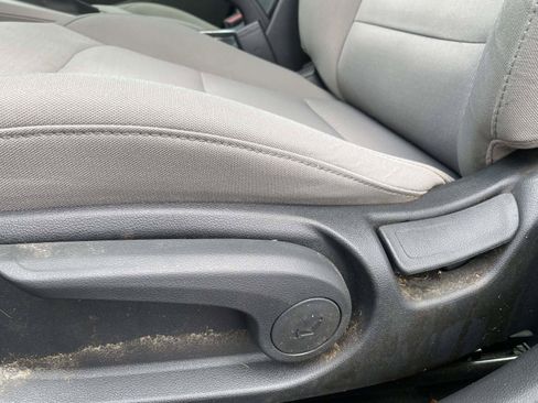 Used 2018 Hyundai Elantra SE FWD image 15