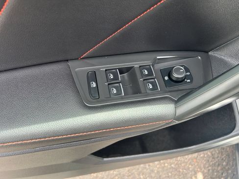 Used 2024 Volkswagen Tiguan Wolfsburg Edition AWD/4WD image 19
