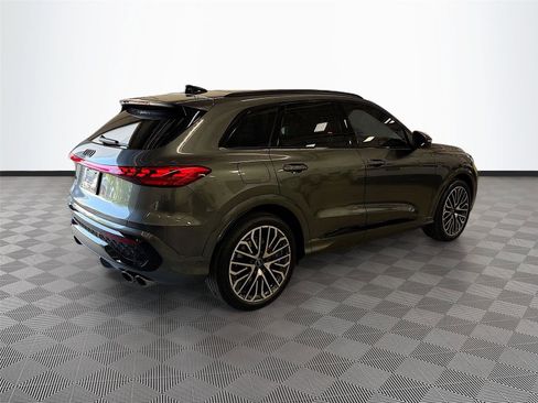 Certified 2025 Audi SQ5 Premium Plus AWD/4WD image 7