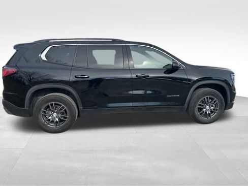 Used 2025 GMC Acadia Elevation image 9