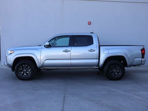 Used 2023 Toyota Tacoma SR5 image 2