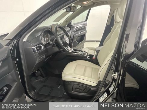 Used 2025 MAZDA CX-5 AWD 2.5 S w/ Preferred Package image 11