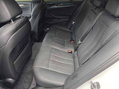 Used 2021 BMW 540i w/ Convenience Package image 14