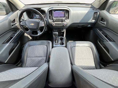 Used 2016 Chevrolet Colorado Z71 AWD/4WD image 3