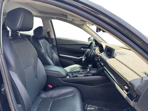 Used 2023 Honda Accord Touring image 15