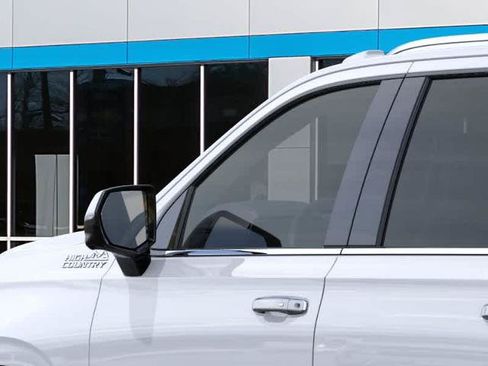 New 2026 Chevrolet Suburban High Country w/ Sun And Tow Package AWD/4WD image 12