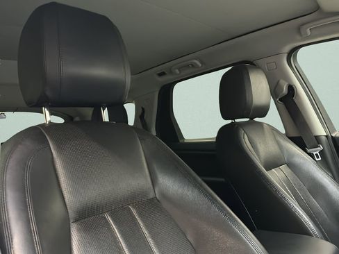 Used 2016 Land Rover Discovery Sport HSE AWD/4WD image 19