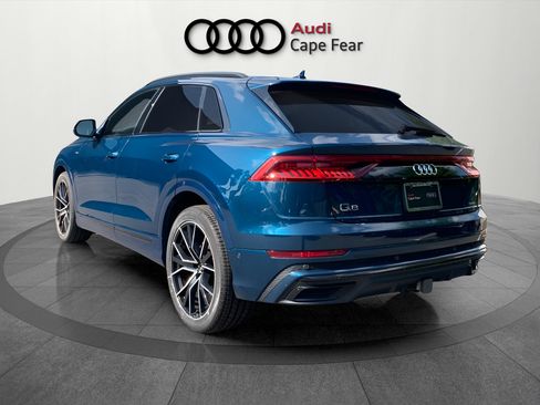 Used 2019 Audi Q8 Prestige w/ Luxury Package AWD/4WD image 3