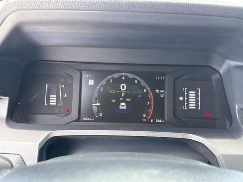Used 2025 Toyota 4Runner SR5 AWD/4WD image 45