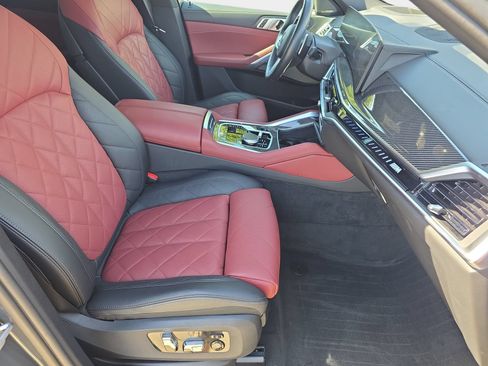 Used 2024 BMW X6 M60i w/ Climate Comfort Package AWD/4WD image 10
