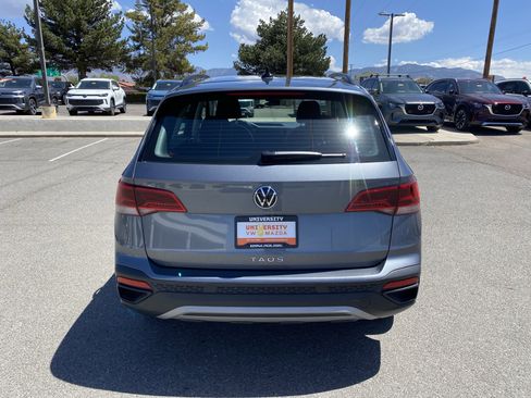 Used 2024 Volkswagen Taos S w/ MDO Package image 38