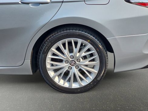 Used 2018 Toyota Camry XLE w/ Audio Package FWD image 32