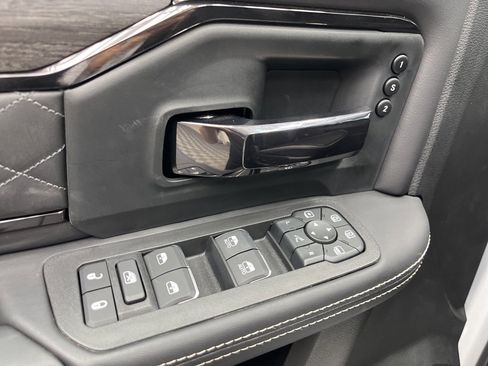 New 2026 RAM 2500 Limited image 7