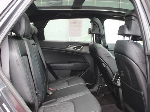 Certified 2024 Kia Sportage X-Line w/ X-Line Premium Package AWD/4WD image 32