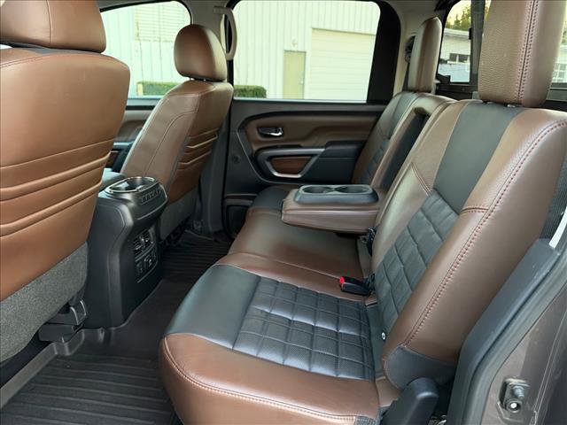 Used 2017 Nissan Titan Platinum Reserve RWD image 19