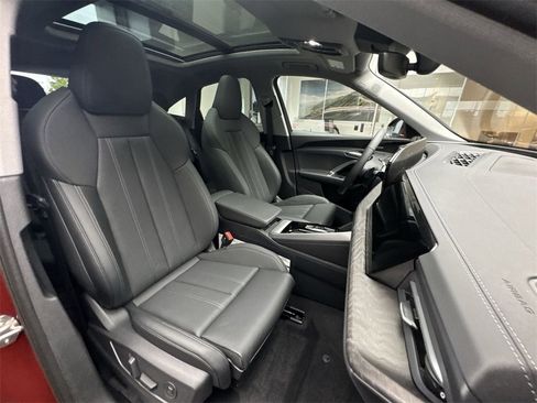 New 2025 Audi Q5 Premium Plus image 27