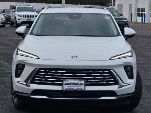 Certified 2025 Buick Envision Preferred image 3