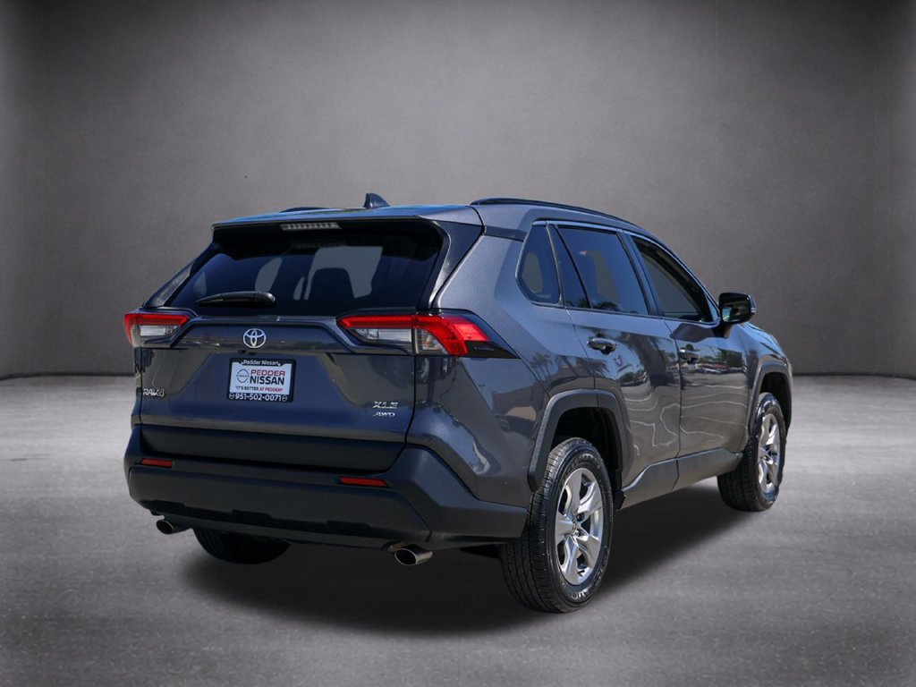Used 2024 Toyota RAV4 XLE AWD/4WD image 4